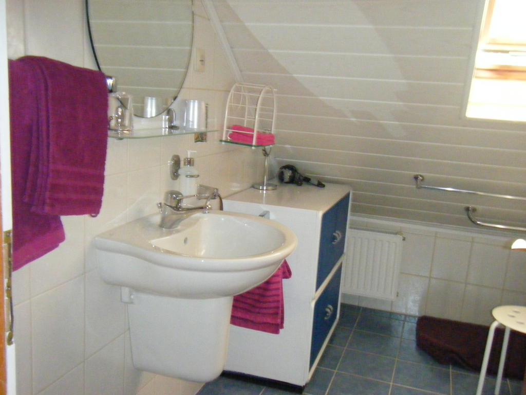 Ferienwohnung M. Lemmermeyer Neumagen-Dhron Esterno foto